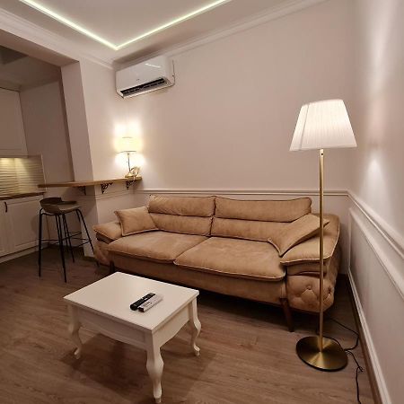 Apartment Nusic Residence Белград Экстерьер фото